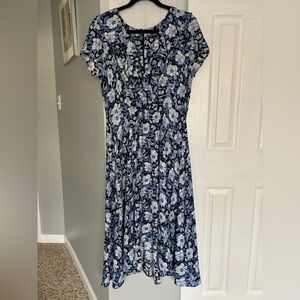 Melonie Floral Blue and White Women's Dress Size 14 Ruffles Summer Elegant